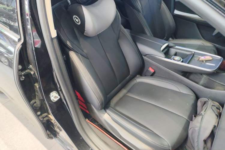 Used Buick LaCrosse 2025 28T Platinum Edition