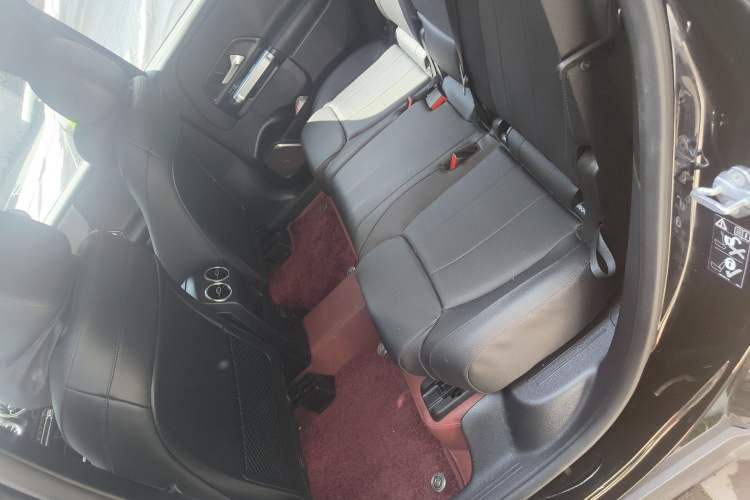 Used Mercedes-Benz GLB 2021 GLB 200 Dynamic Edition Left Rear Seat