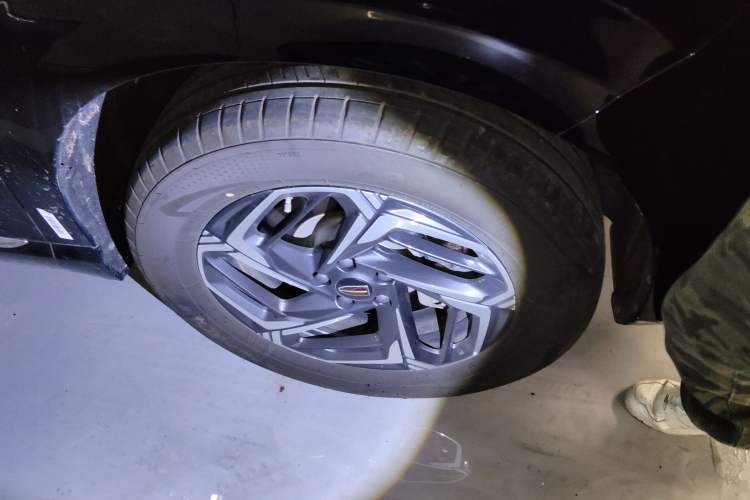 Used Hongqi HS3 2023 1.5T Two-Wheel Drive Shanwei Edition
