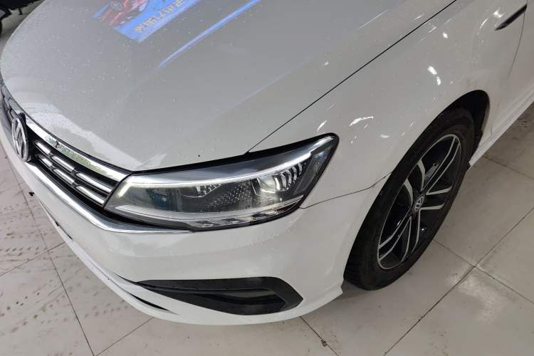 Used Volkswagen Lamando 2019 280TSI DSG Comfort Edition China VI standard Left Front Headlight