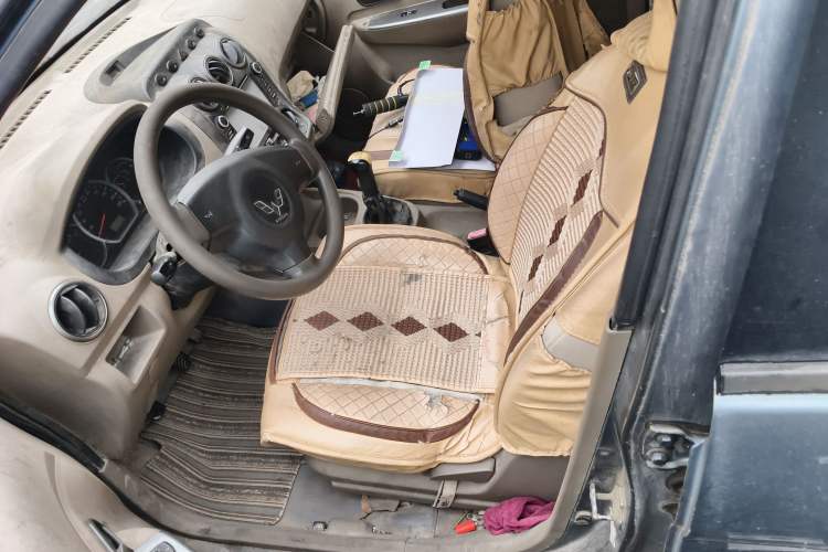 Used Wuling Hongguang 2014 1.2L Standard Model China IV