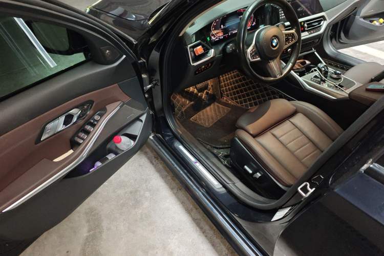 Used BMW 3 Series 2020 Restyled 325i M Sport Night Edition Package
