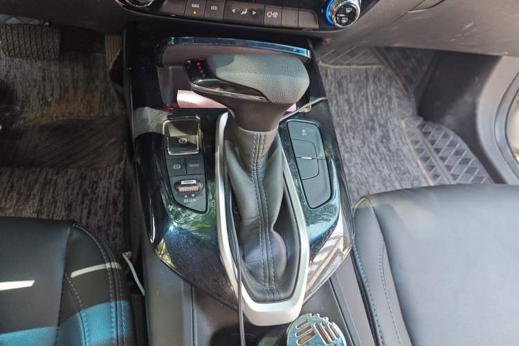 Used Chevrolet Menlo 2022 Star Enjoyment Edition Plus Gear Lever