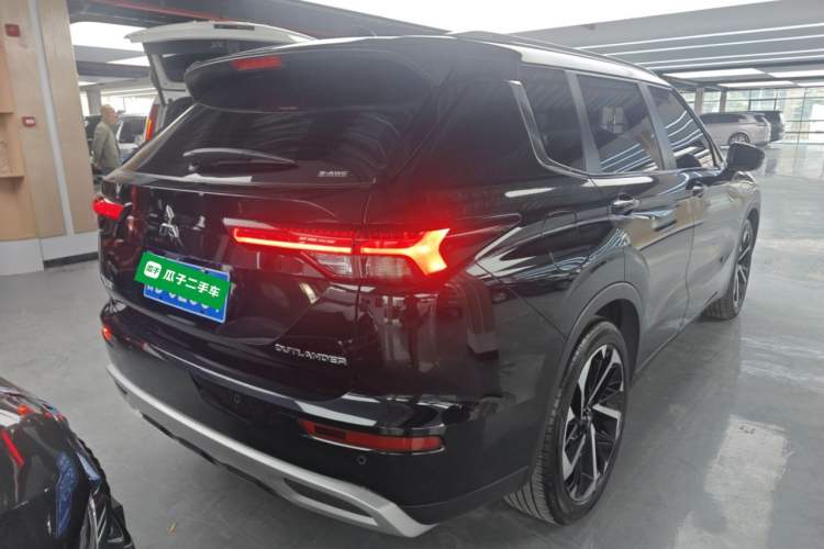 Used Mitsubishi Outlander 2023 1.5T CVT Four-Wheel Drive Prestige Edition 7 Seats