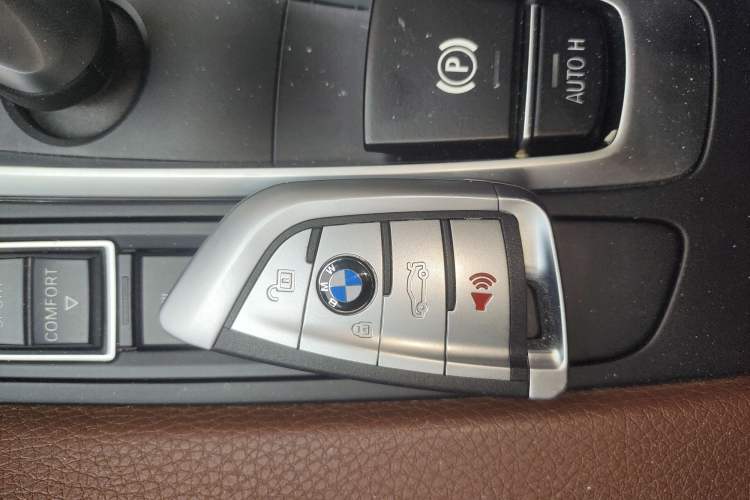 Used BMW X6 2019 xDrive28i M Sport Package Vehicle Key