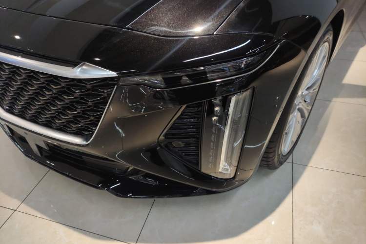 Used Cadillac CT6 2023 28T Platinum Edition