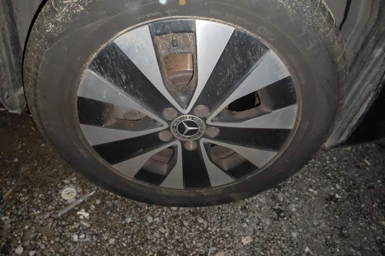 Used Mercedes-Benz Vito 2023 2.0T Elite Version 9 Seats