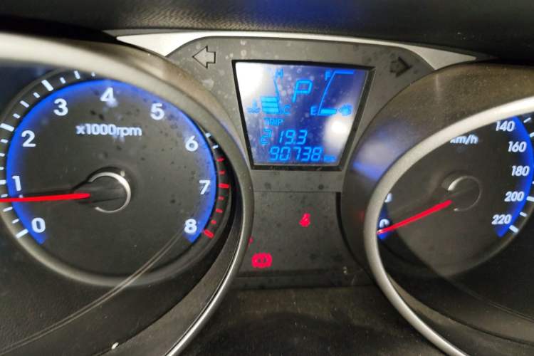 Used Hyundai ix35 2013 2.0L Automatic Two-Wheel Drive Smart GLS China IV Standard