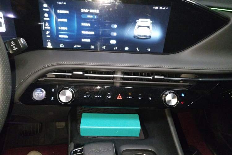 Used Dongfeng Aeolus Huge 2022 Mach Power 1.5T Dare-to-Love Edition
