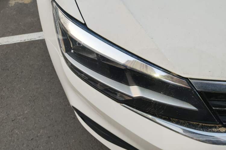 Used Volkswagen Lamando 2019 230TSI DSG Fashion Edition China VI
