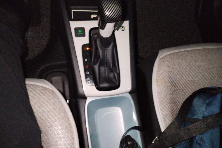 Used Honda Fit 2021 1.5L CVT Trend Edition Gear Lever
