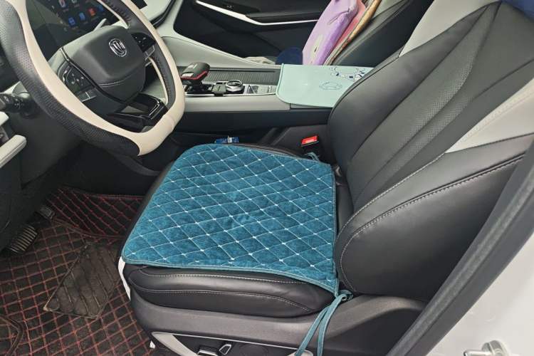 Used CHANGAN CS75 PLUS 2024 3rd Generation Champion Edition 1.5T Intelligent Drive Dynamic Model