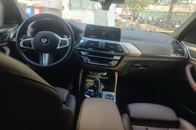 Used BMW X4 2020 xDrive25i M Sport Package Center Console