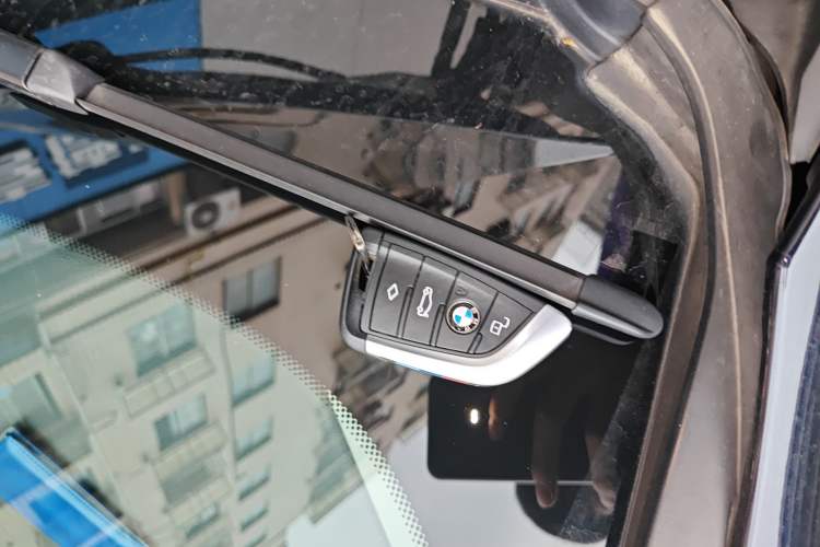 Used BMW X4 2022 xDrive 25i M Sport Package Vehicle Key