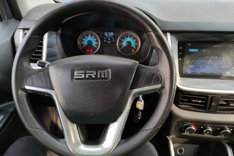 Used Jinbei Gold Hiace M Classic 2022 1.5L Travel Lion Passenger Vehicle 5 Seats