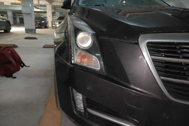 Used Cadillac ATS-L 2017 28T Fashion Edition Right Front Headlight