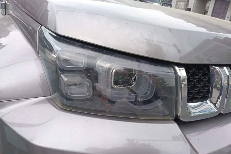 Used BAIC Off-Road BJ40 2018 PLUS 2.3T Automatic Four-Wheel Drive Premium Edition China V
