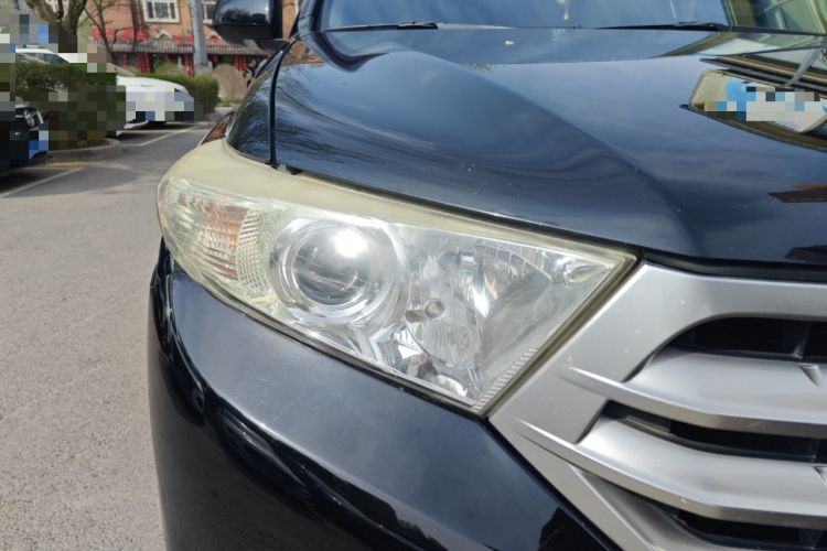 Used Toyota Highlander 2012 2.7L Two-Wheel Drive 7-Seater Ultimate Edition