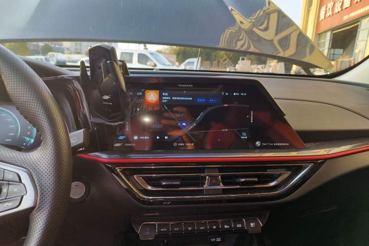 Used Oshan X5 2021 1.5T DCT Flagship Edition