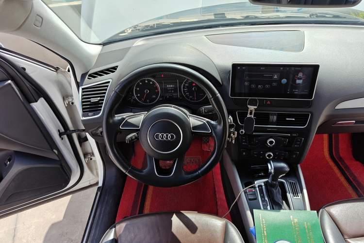 Used Audi Q5 2017 Plus 40 TFSI Ambition Model