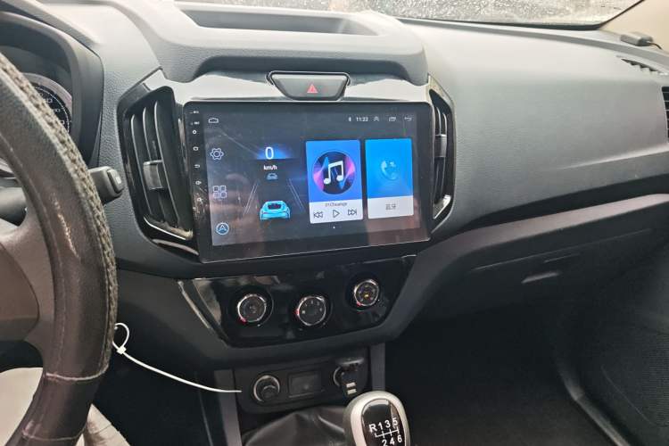 Used Isuzu JLM 2018 2.5T Two-Wheel Drive Diesel Luxury Version JE4D25Q5A