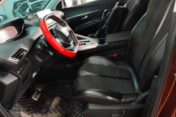 Used Peugeot 4008 2017 350THP Elite Edition Left Front Seat