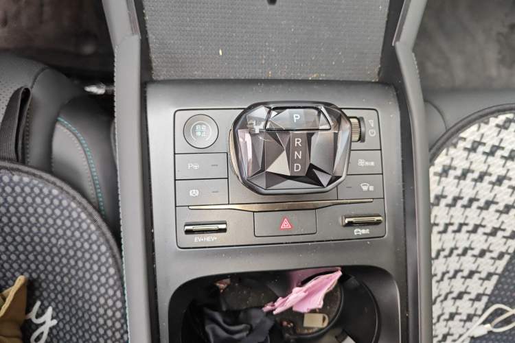 Used BYD Qin L 2025 DM-i Smart Drive 120KM Leading Model