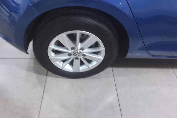 Used Volkswagen Golf 2015 1.6L Automatic Fashion Model