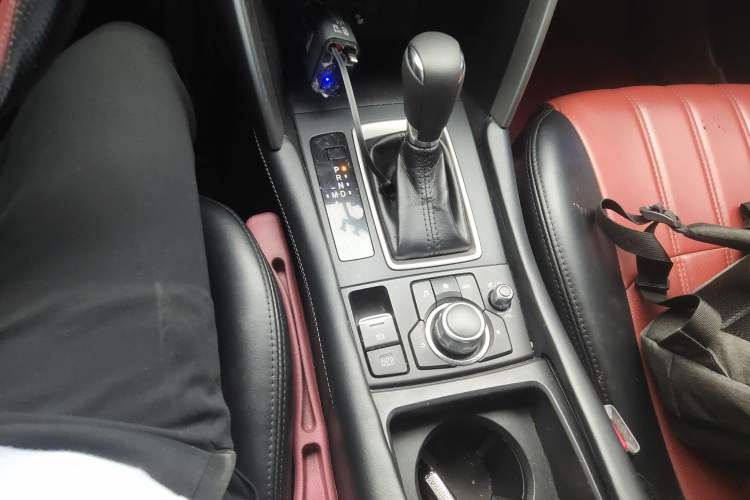 Used Mazda CX-4 2018 2.0L Automatic Two-Wheel Drive Blue Sky Dynamic Version China V Standard
