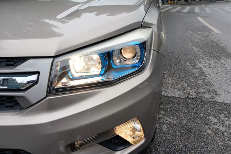 Used Changan CS75 2016 2.0L Manual Luxury Version China V Standard
