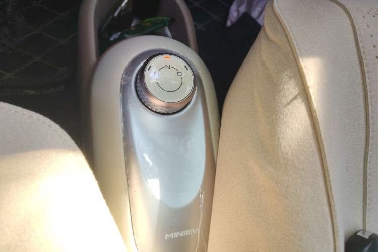 Used Wuling Hongguang MINIEV 2025 Four-Door Version Advanced Edition