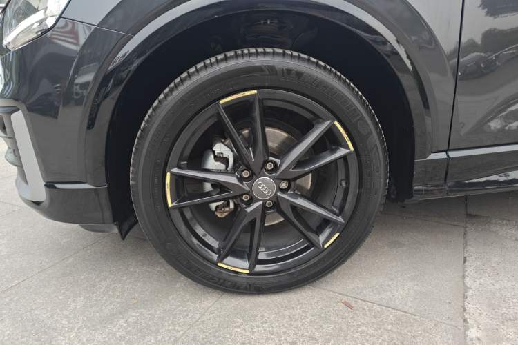 Used Audi Q2L 2020 35 TFSI Ambition Dynamic Edition
