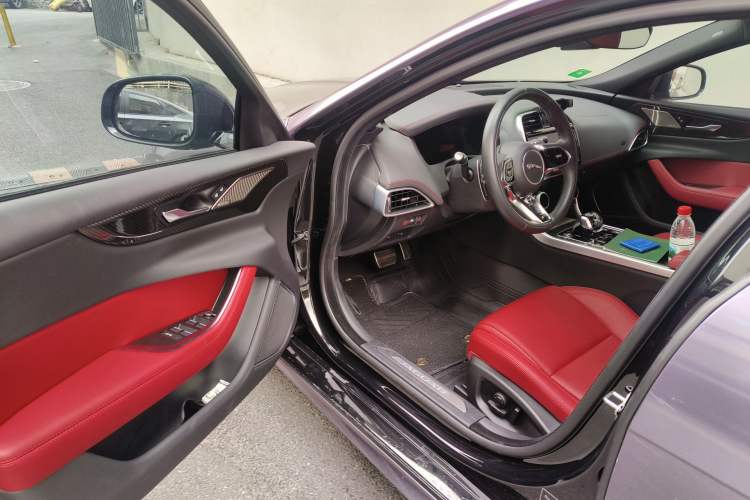 Used Jaguar XEL 2024 2.0T 250 PS R-DYNAMIC S Ebony Black Sport Edition