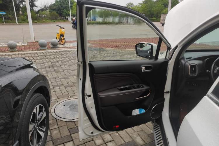 Used GAC Trumpchi GS3 2019 235T Automatic Elite Edition