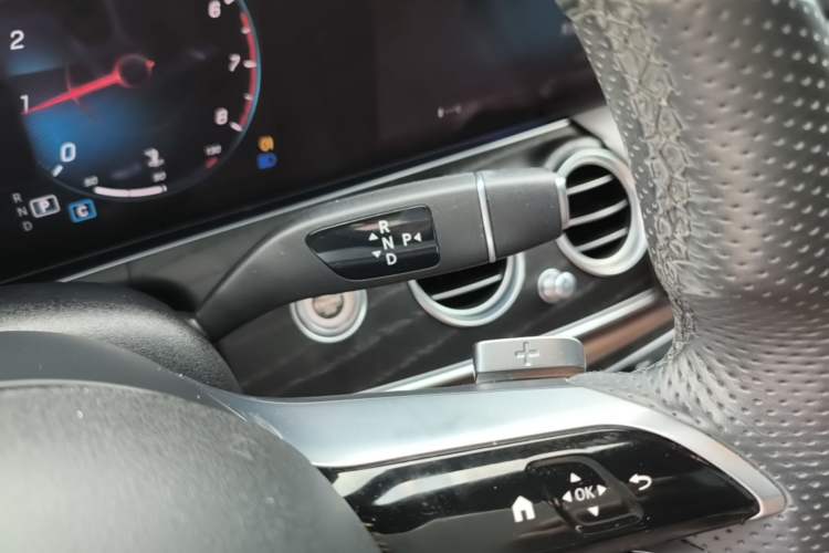 Used Mercedes-Benz E-Class 2021 Facelift E 260 L Sport Edition Gear Lever