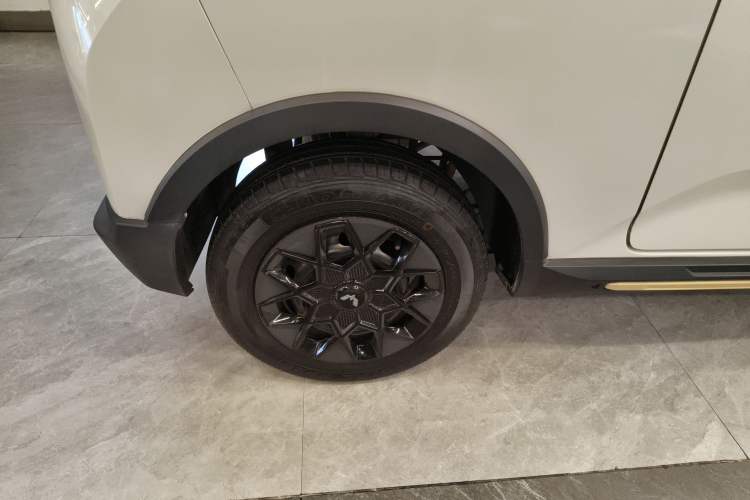 Used Wuling Hongguang MINIEV 2022 GAMEBOY 300km Enthusiast Model with Lithium Iron Phosphate