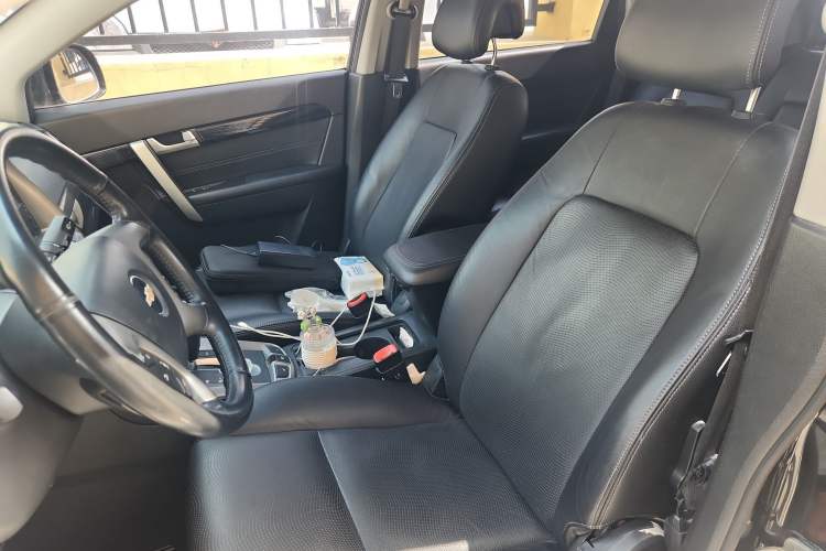 Used Chevrolet Captiva 2014 2.4L 4x4 Flagship Edition 7 Seats