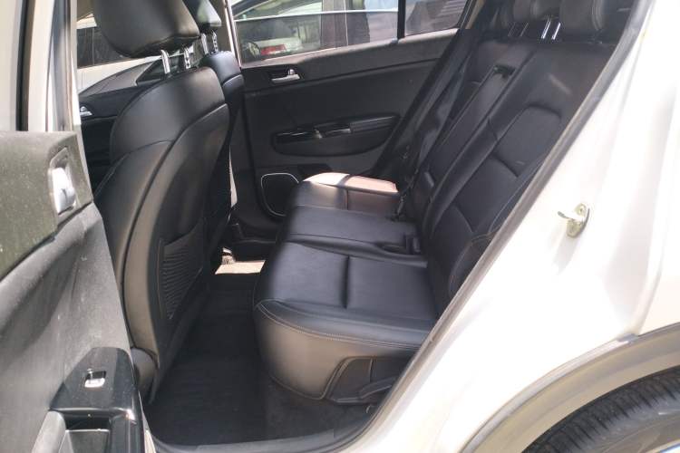 Used Kia KX5 2016 1.6T Automatic Two-Wheel Drive DLX Left Rear Seat