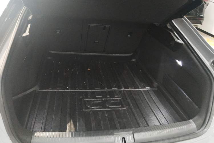 Used Volkswagen FAW-Volkswagen CC 2021 380TSI Striking Edition Trunk