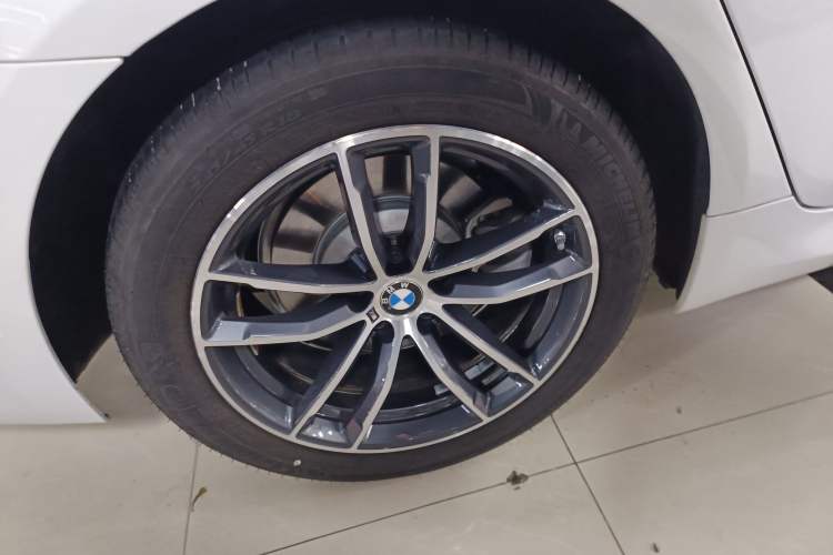 Used BMW 5 Series 2022 Second Facelift 525Li M Sport Package
