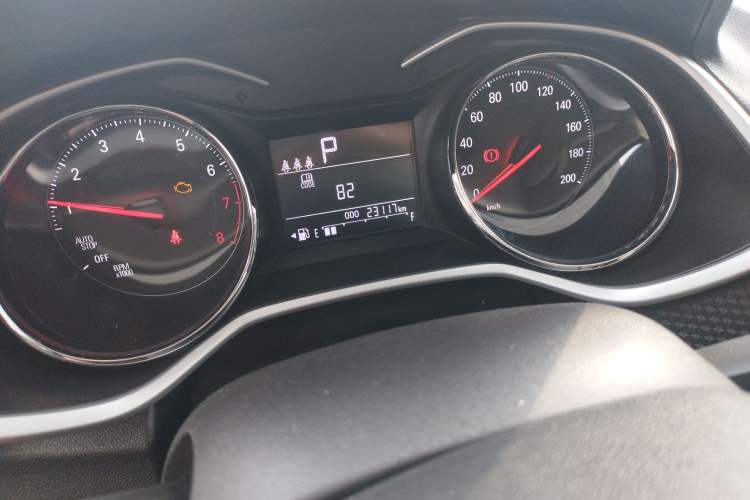 Used Chevrolet Cavalier 2020 325T Automatic Enjoyment Edition Odometer Close Up