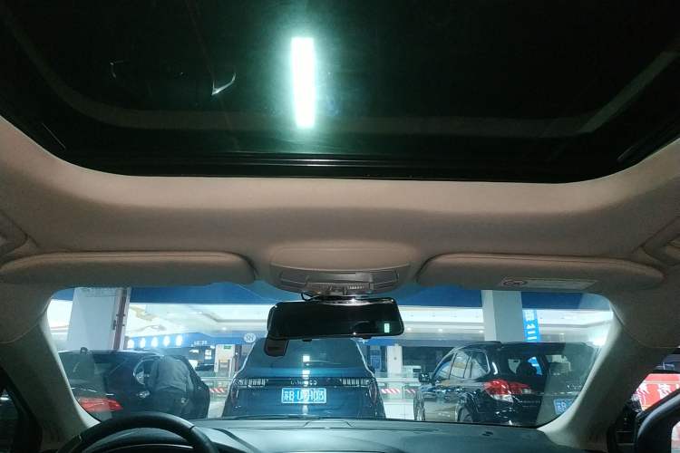 Used Ford Mondeo 2017 EcoBoost 180 Stylish Model Headliner