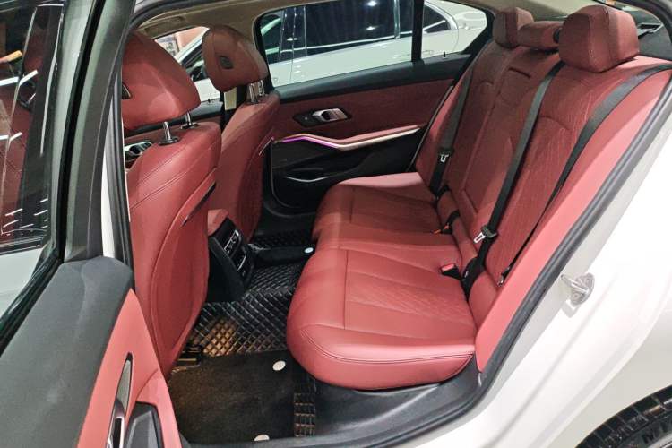 Used BMW 3 Series 2023 325Li M Sport Night Edition Package Left Rear Seat