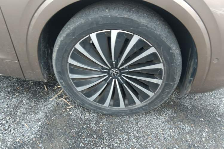 Used Volkswagen Viloran 2020 380TSI Prestige Edition
