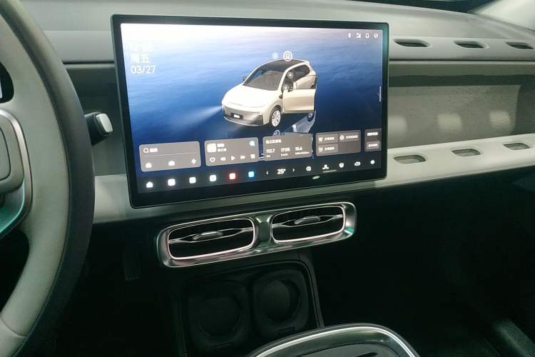 Used Leapmotor B10 2025 510 Joyful Edition
