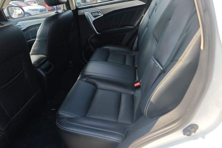 Used Geely Auto Vision X6 2016 1.8L Manual Luxury Model