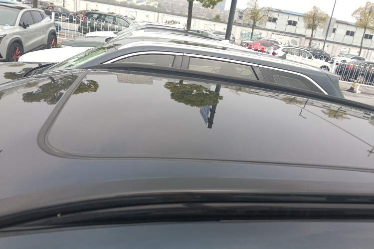 Used Wey VV7 2019 Upgraded Model 2.0T Flagship Version China VI