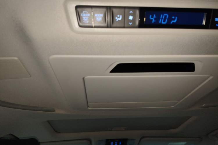 Used Toyota Vellfire 2020 Dual-Engine 2.5L HV Luxury Edition