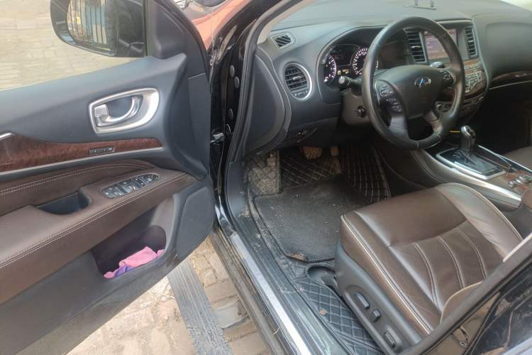 Used Infiniti QX60 2016 2.5 S/C Hybrid Two-Wheel-Drive Excellence Edition China V Standard