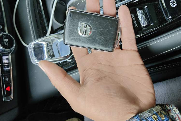 Used Volvo S90 New Energy 2021 T8 e-Drive Hybrid Luxury Edition